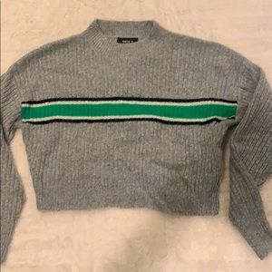 FOREVER 21 SMALL CROPPED GREY KNIT STRIP SWEATER